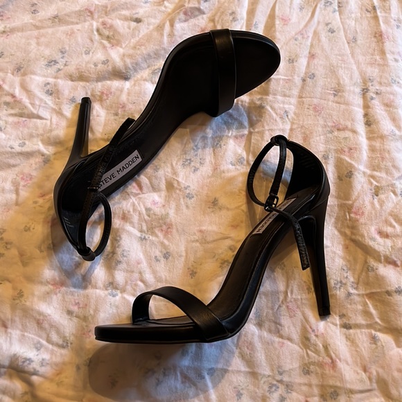 Steve Madden Stecy Sandals - Picture 5 of 5